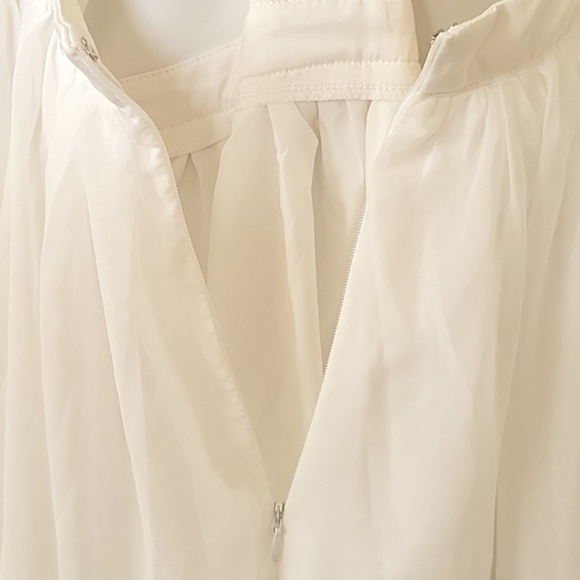 Cupshe White Floral Embellished Halter Neck Maxi Dress - Size Medium - Picture 8 of 11